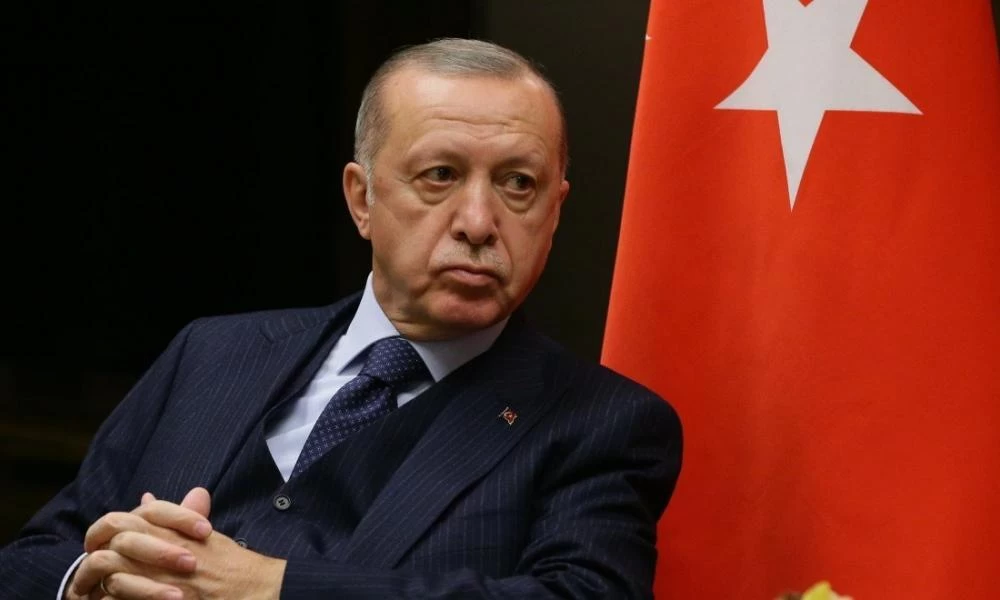 "Τανγκό" υποχωρήσεων από Ερντογάν και πρέσβεις - "Κλείνει» το θέμα των απελάσεων"
